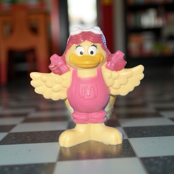 1995 McDonald's Happy Meal Birdie the Early Bird PVC Figure A37 - Picture 1 of 4